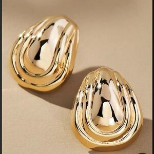 Anthropologie Grooved Drop Earrings